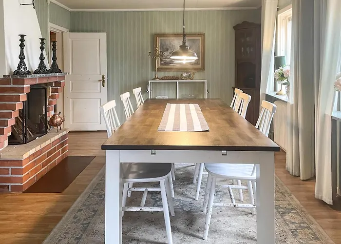 Cozy Home In Hoekerum With House A Panoramic View